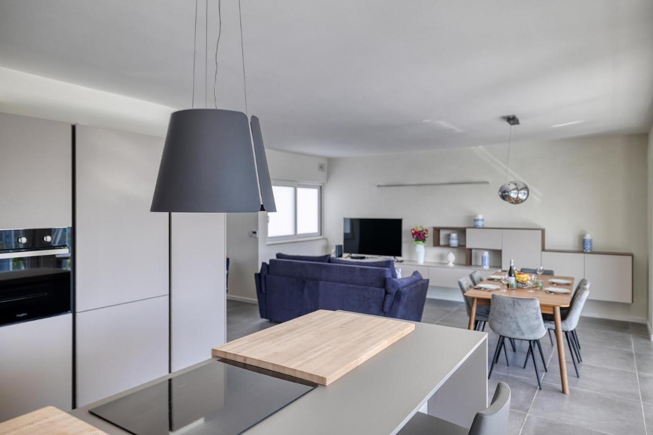 Stunning 3Br Apartment With Marina Views Ta Xbiex Exterior photo